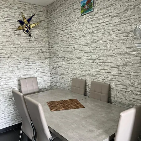 Apartment In Mainz-lerchenberg Mainz