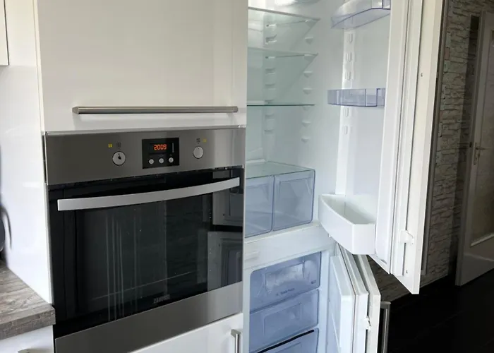 In Mainz-lerchenberg * מיינץ