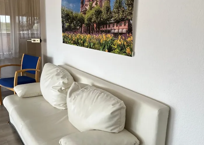 דירה In Mainz-lerchenberg מיינץ